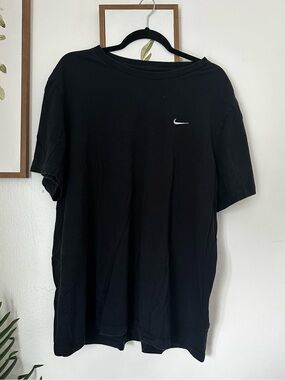 Men’s Black Nike Top